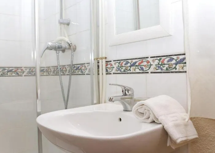 Sol-cristina Y Sol-cristina Dos Сеговия